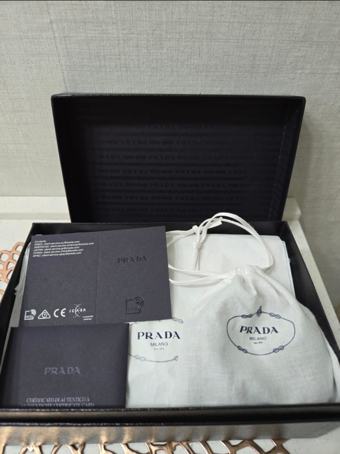 프라다 사피아노 크로스백 블랙 새상품급 상품이미지7