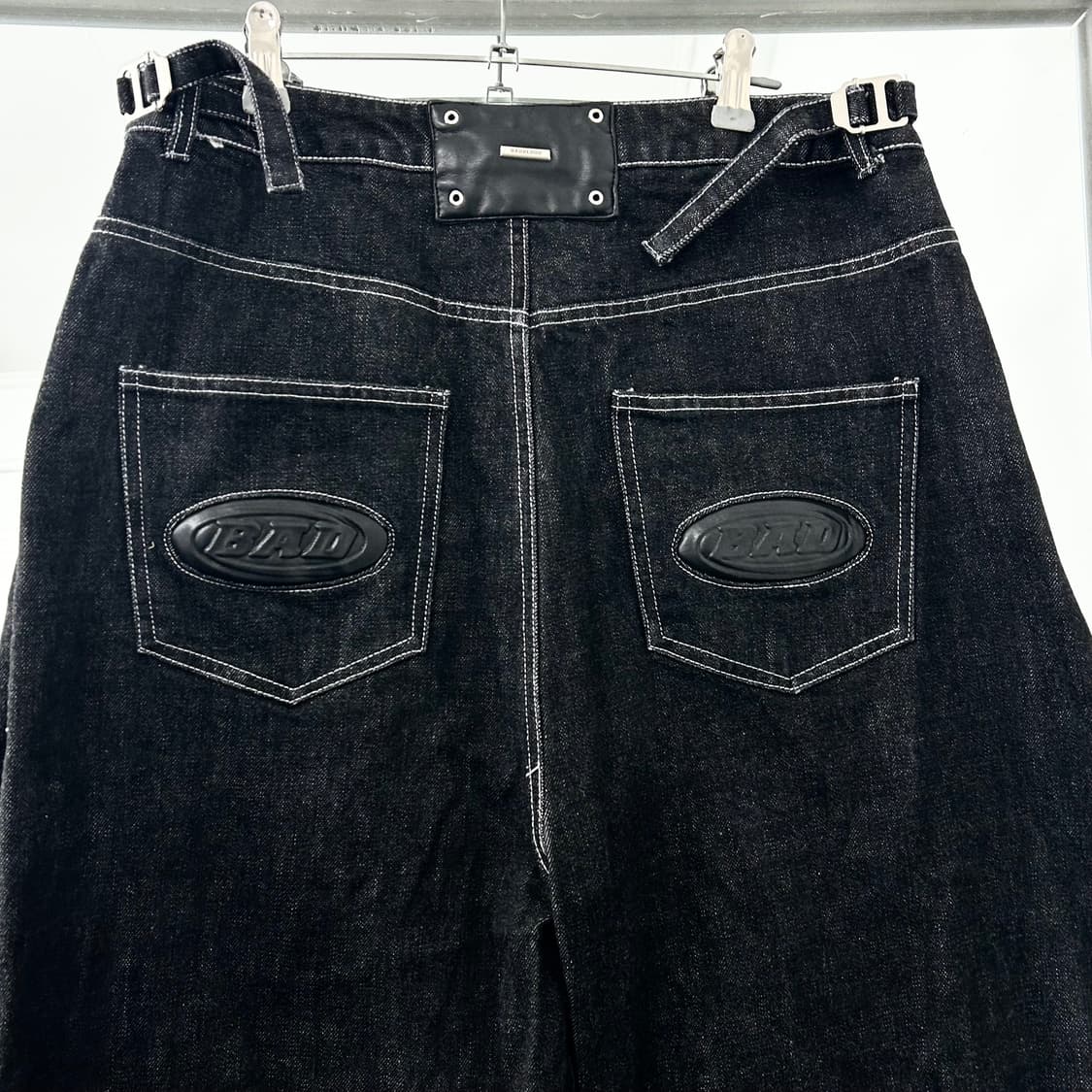 배드블러드 스쿼드 컨백스 팬츠 상품이미지7