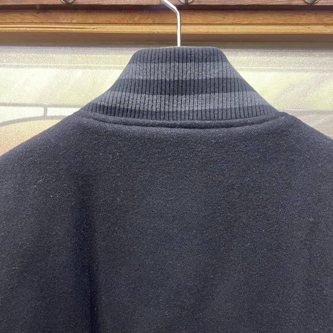 뉴에라 레더 스타디움 점퍼 상품이미지9