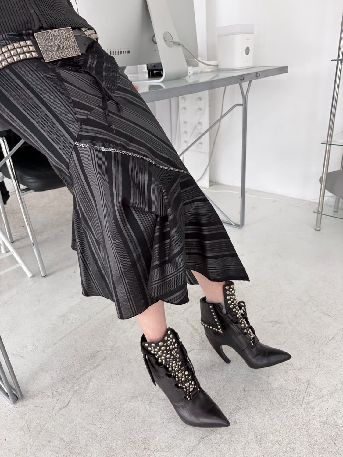 지방시 스터디 레더 부츠 상품이미지2