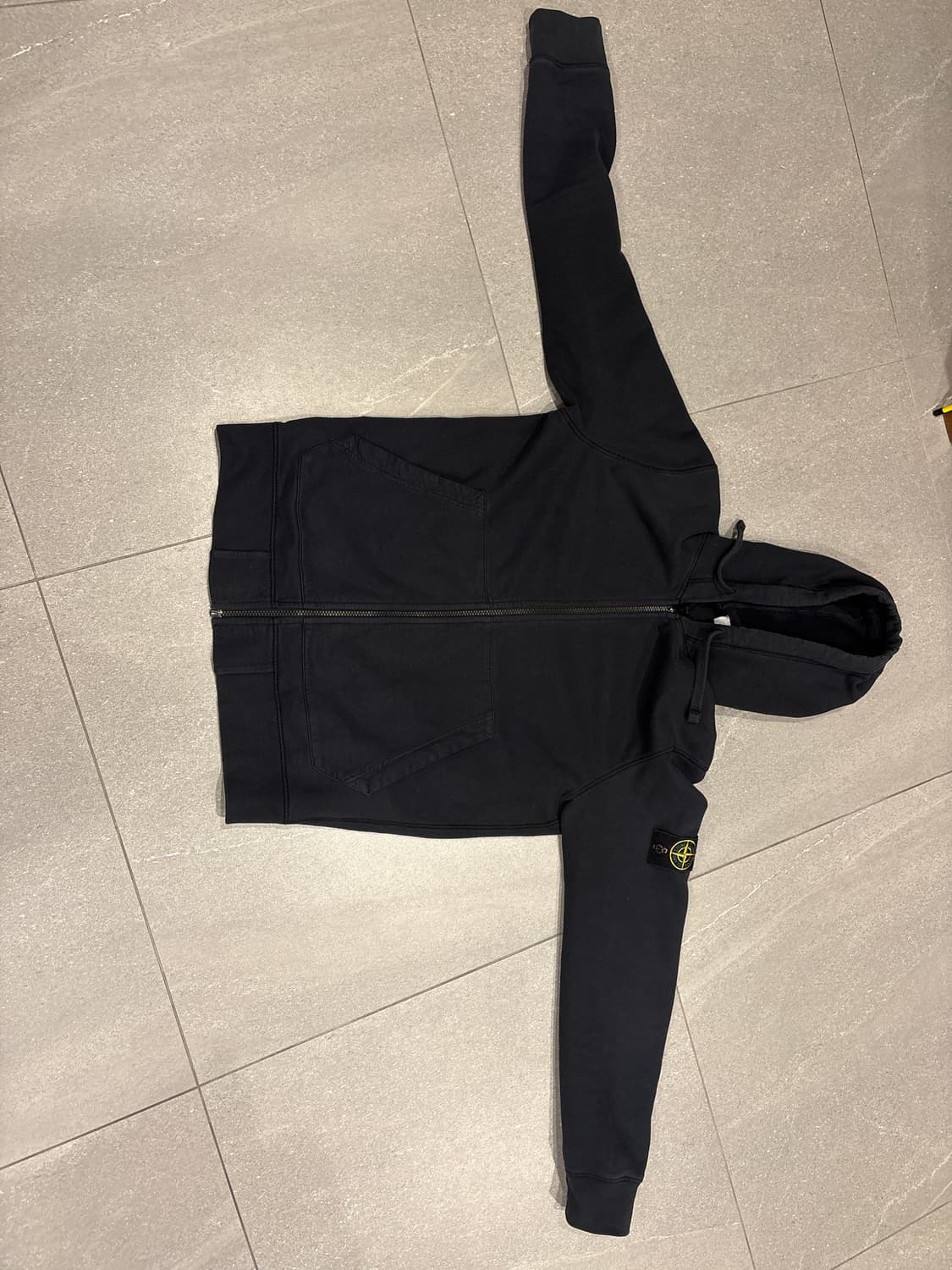 스톤 아일랜드 후드집업 상품이미지1