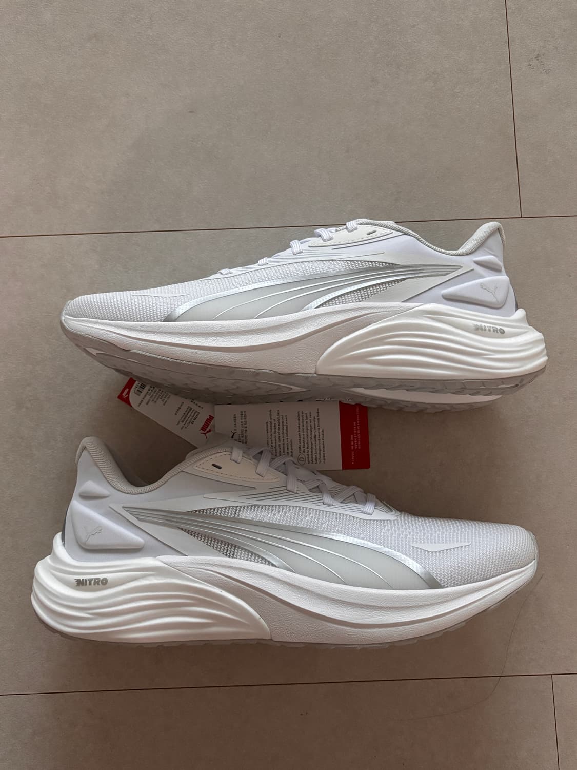 새상품) 푸마 일렉트리파이 나이트로4 런닝화 290 상품이미지1