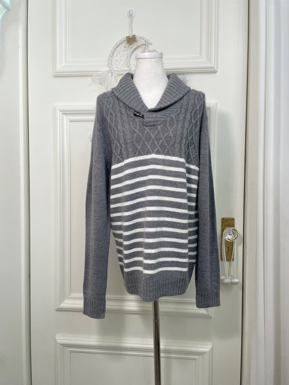 gray collar button point twist stripe sw 상품이미지1