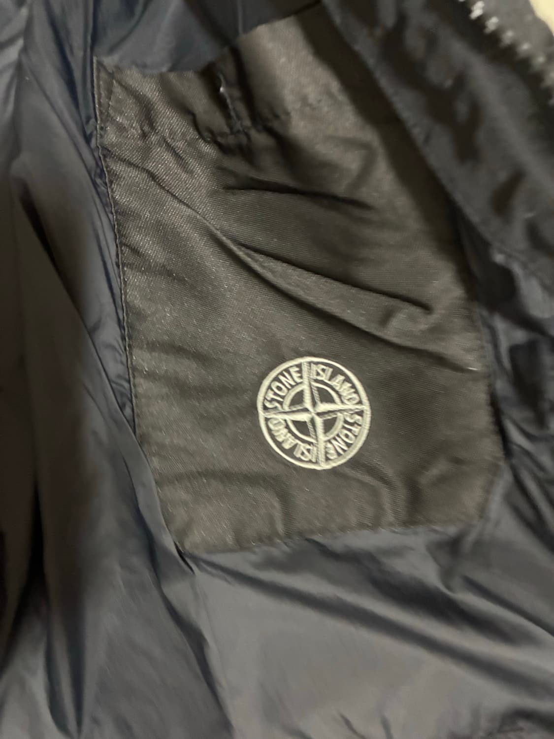 스톤아일랜드 크링클랩스 패딩 22fw L사이즈 새상품 상품이미지5