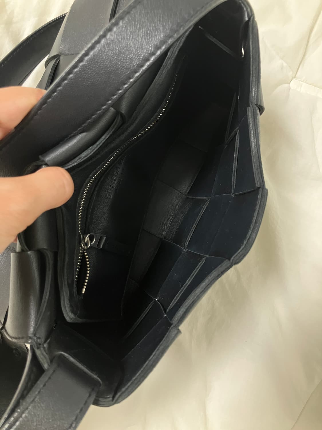보테가 베네타 카세트백 블랙 상품이미지5
