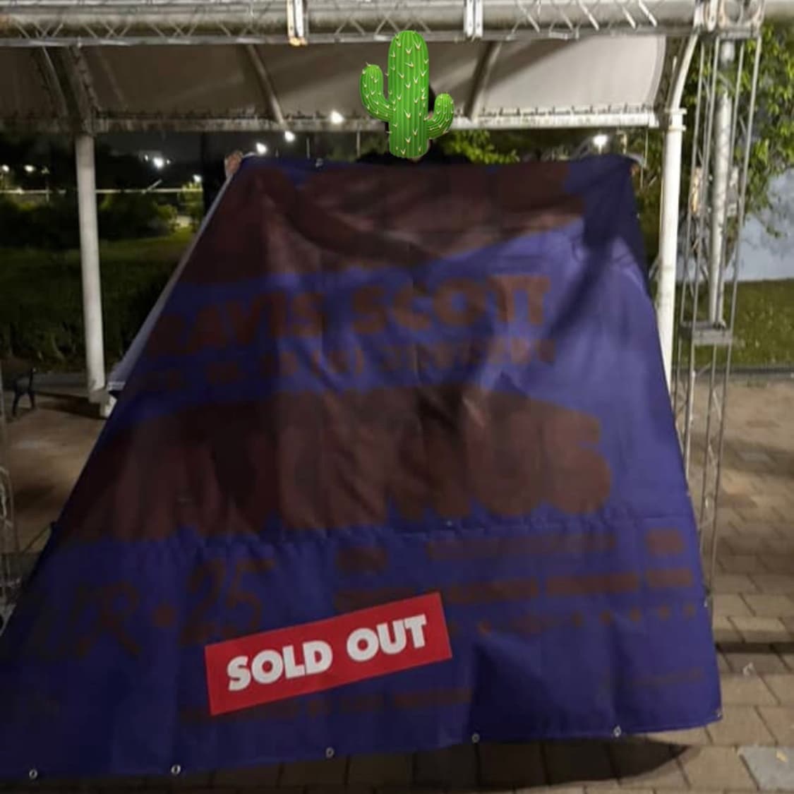 Travis Scott MAXIMUS in Korea Photoframe 상품이미지4