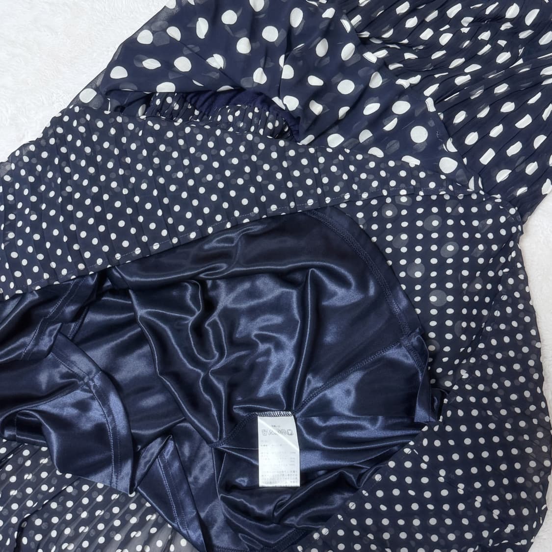 Sistematic 히메갸루 오네갸루 도트 플리츠 드레스 ≽^•⩊•^≼ 상품이미지6