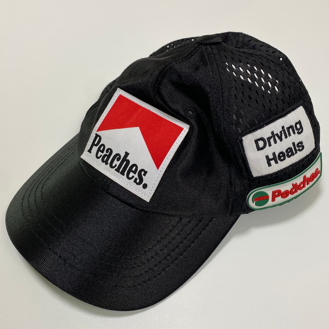 피치스(Peaches.) 'Driving Heals' 블랙 메쉬 캡 상품이미지2