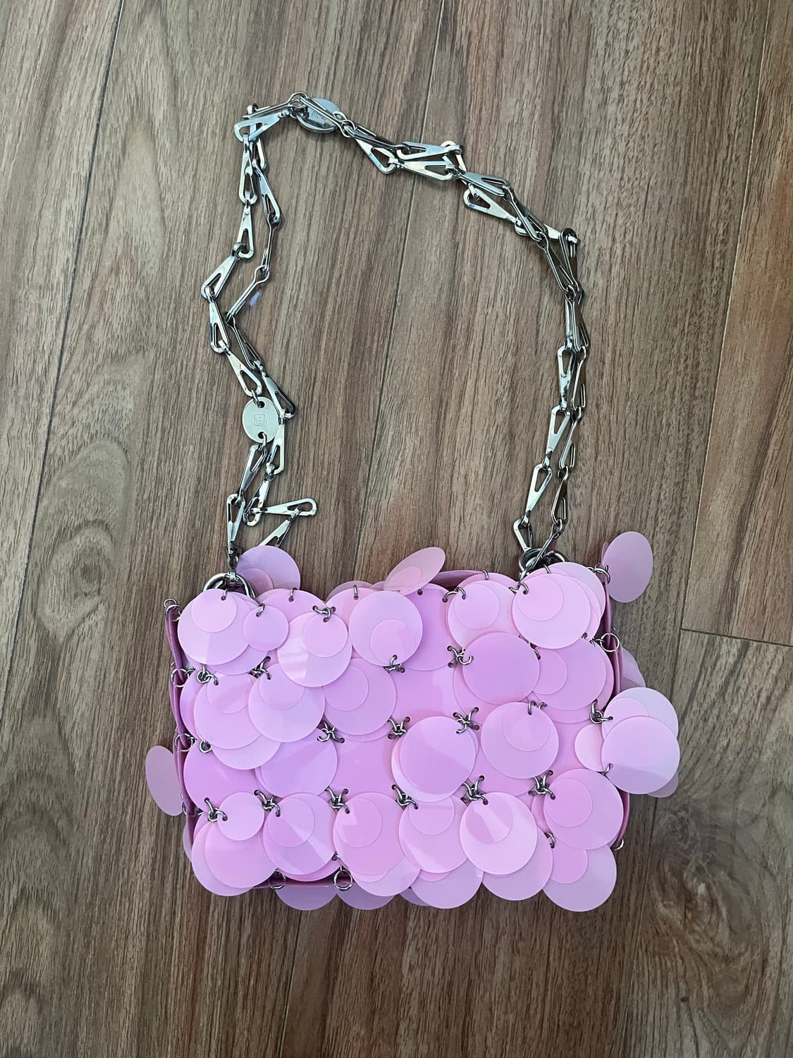 파코라반 백 상품이미지1