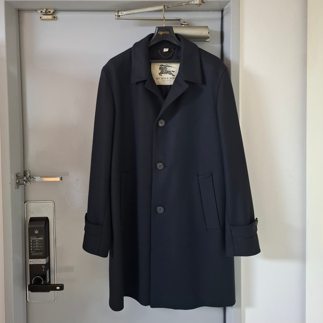 버버리 20SS 싱글 울코트 (새제품, 사이즈 105, 네이비 색상) 상품이미지1