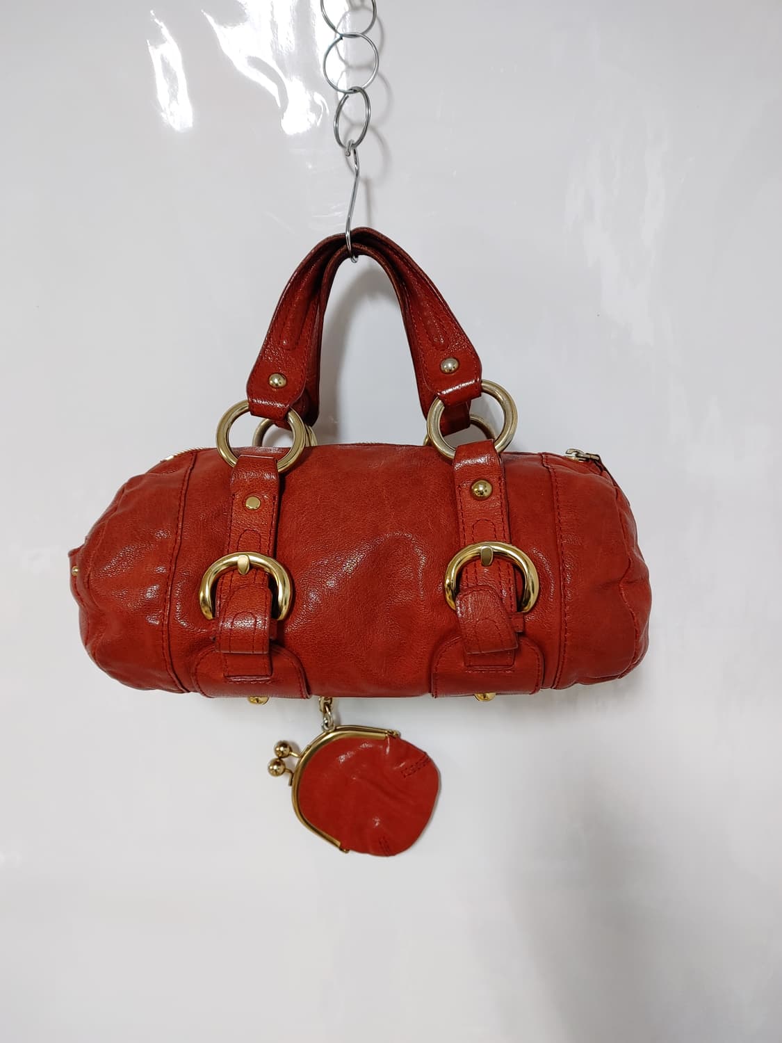 루즈 앤 라운지 여성 소면가죽 원형 토트백 상품이미지1