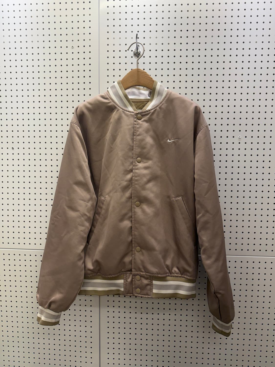 나이키 스우시 바시티 자켓 U360 상품이미지2