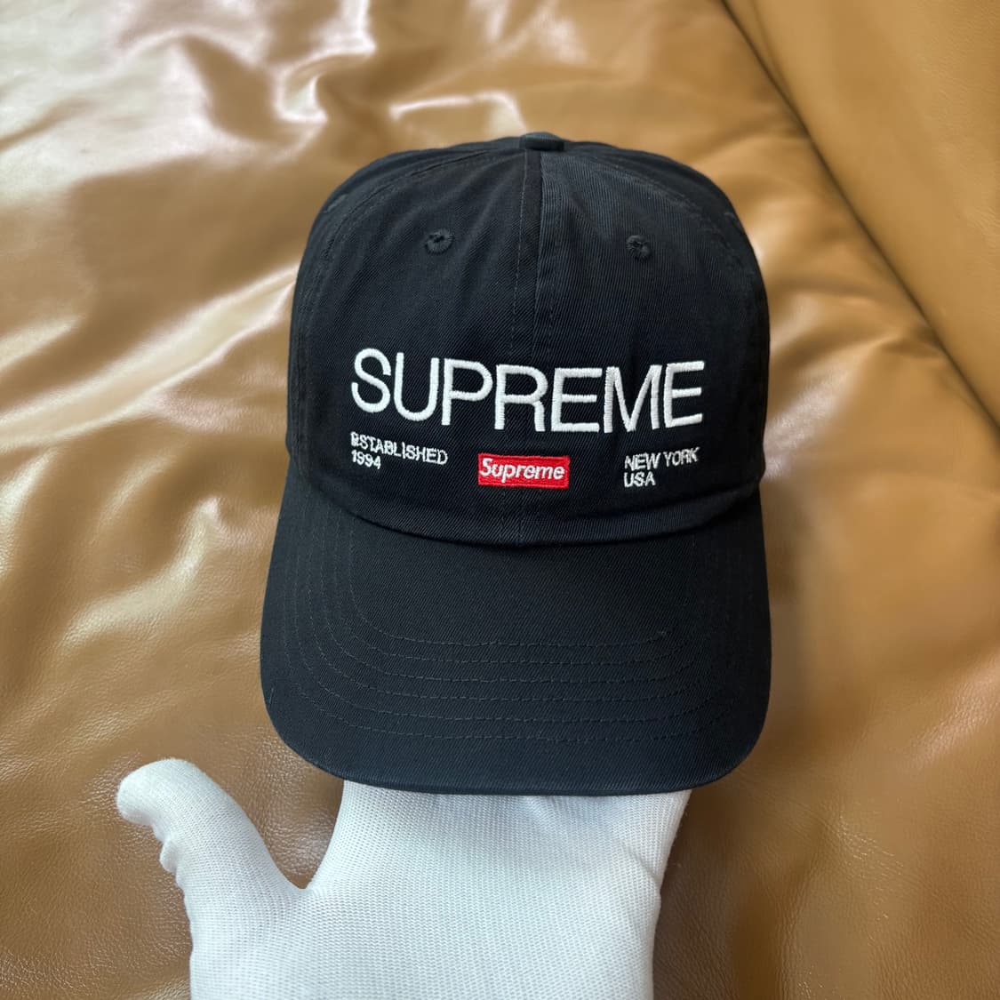 슈프림 6패널 볼캡 모자 Est1994 블랙 상품이미지3