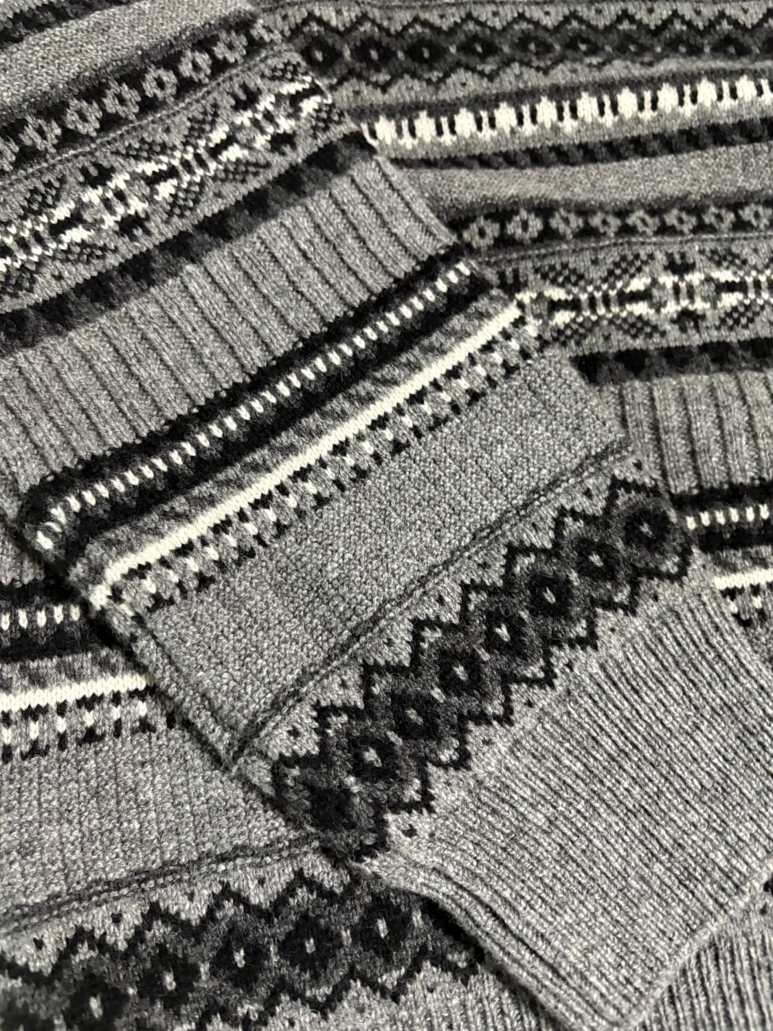 솔로이스트 25aw 페어아일 니트 상품이미지3