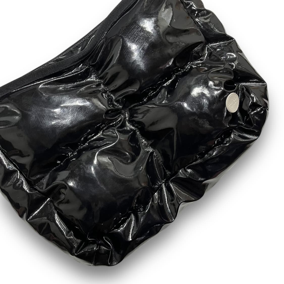 돈애스크마이플랜 2WAY 다크 패디드 메신저백 상품이미지2