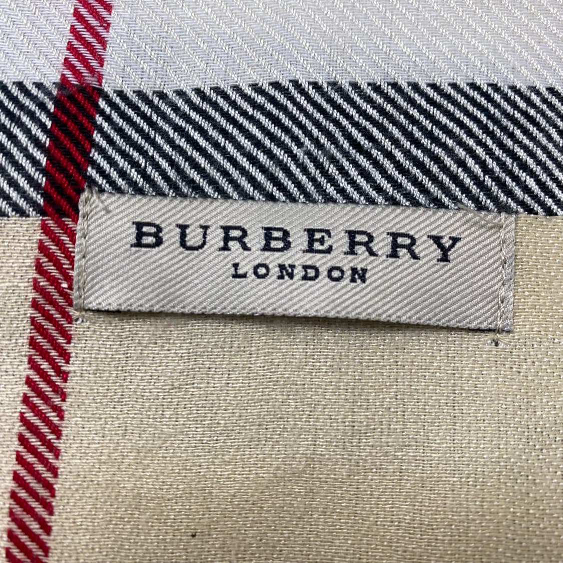 버버리 머플러 상품이미지4