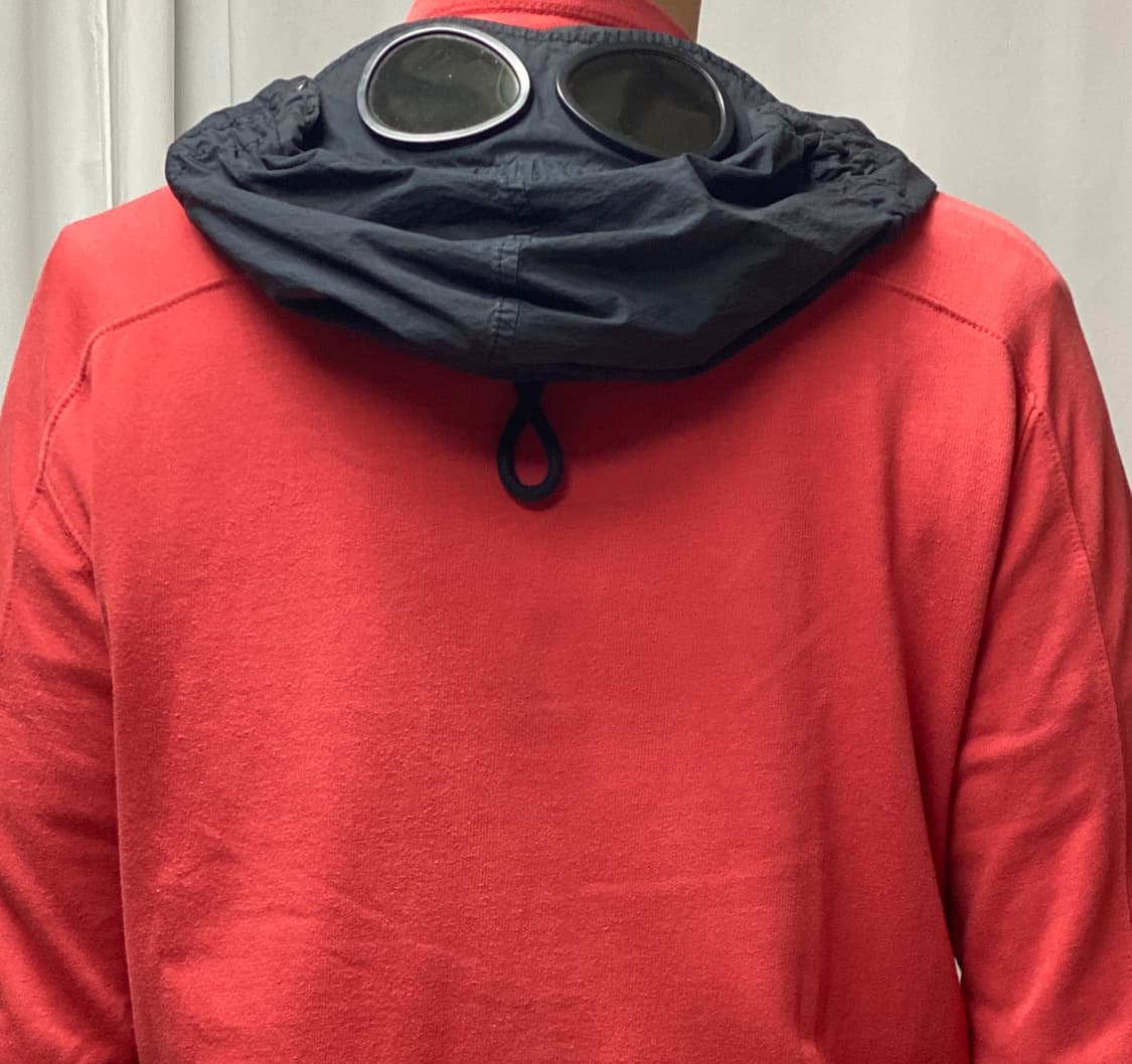 cp컴퍼니 고글 후드 집업 레드 105사이즈 상품이미지3