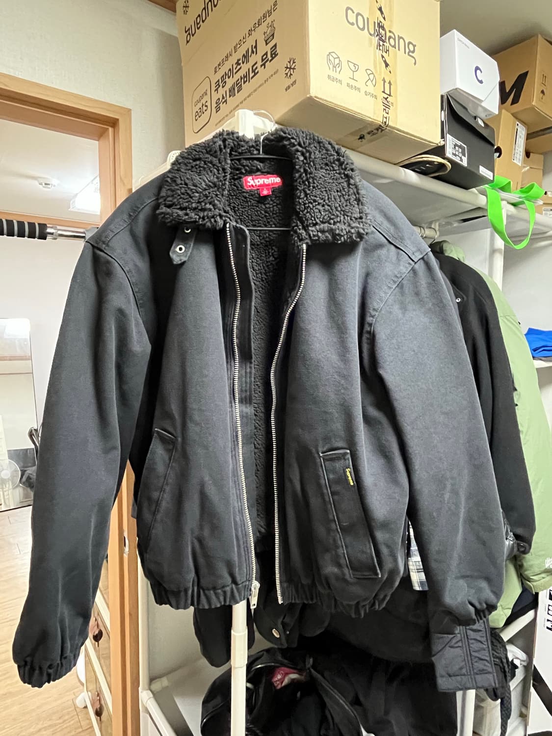 슈프림 포우 셔링 라인드 봄버 자켓 블랙 - 25FW 상품이미지5