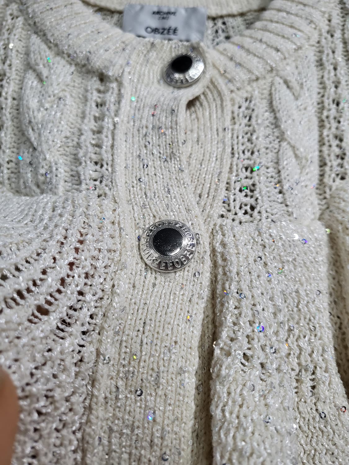 한섬 오브제 시퀸 프릴 니트탑 상품이미지5