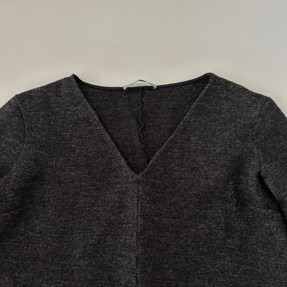 프라다 prada 브이넥 블라우스 상품이미지2