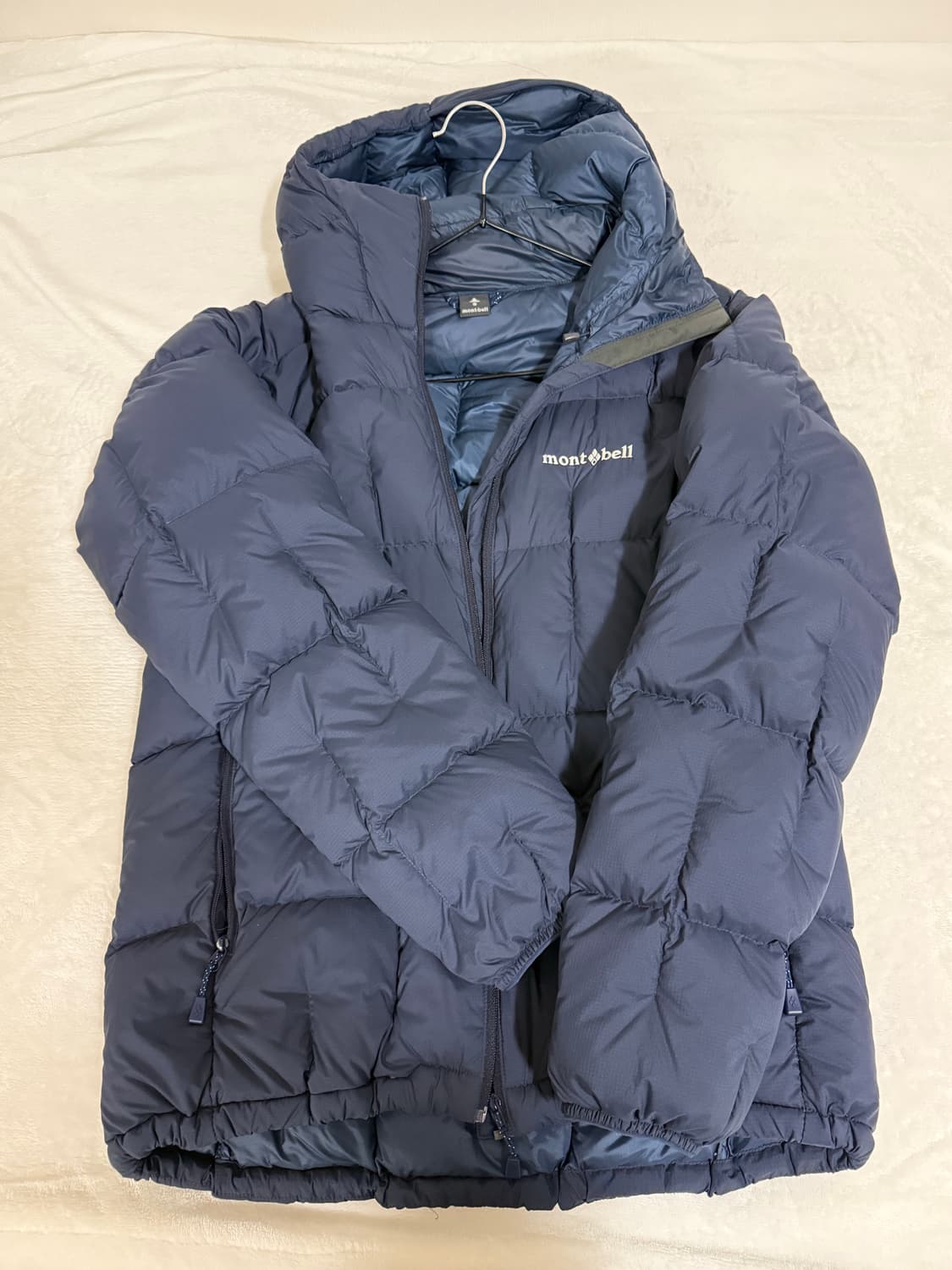 몽벨 네이지 s 네이비 색상 상품이미지1