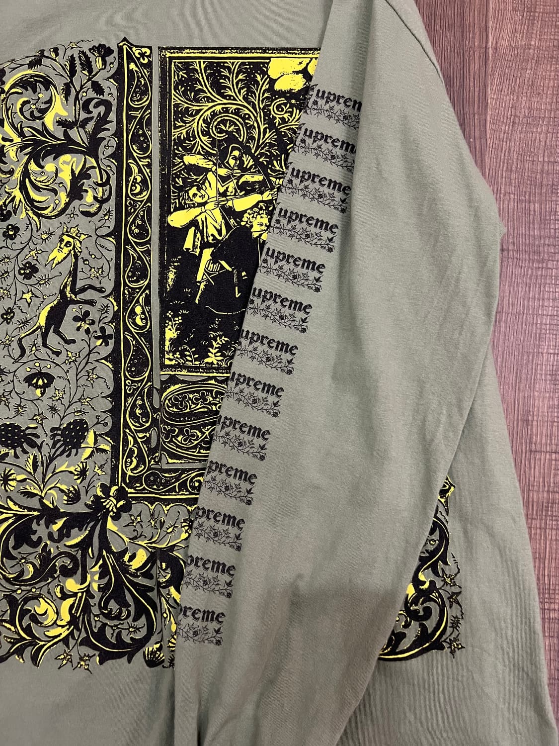 슈프림 세인트 세바스찬 롱슬리브 티셔츠 올리브 상품이미지6