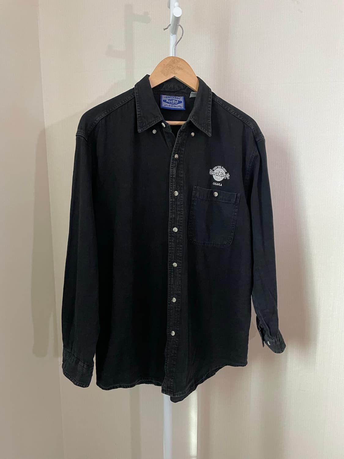 하드락카페 오사카 자수 블랙 셔츠 / 빈티지 워싱 셔츠 상품이미지1