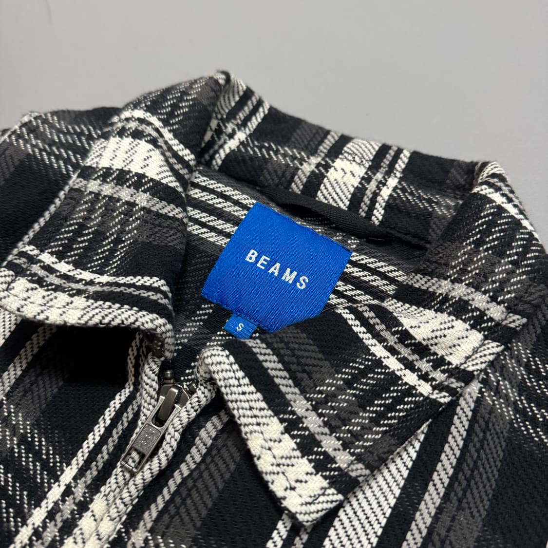 빔즈(BEAMS) 블랙컬러 체크패턴 코튼 더블 집업 블루종 자켓 상품이미지3