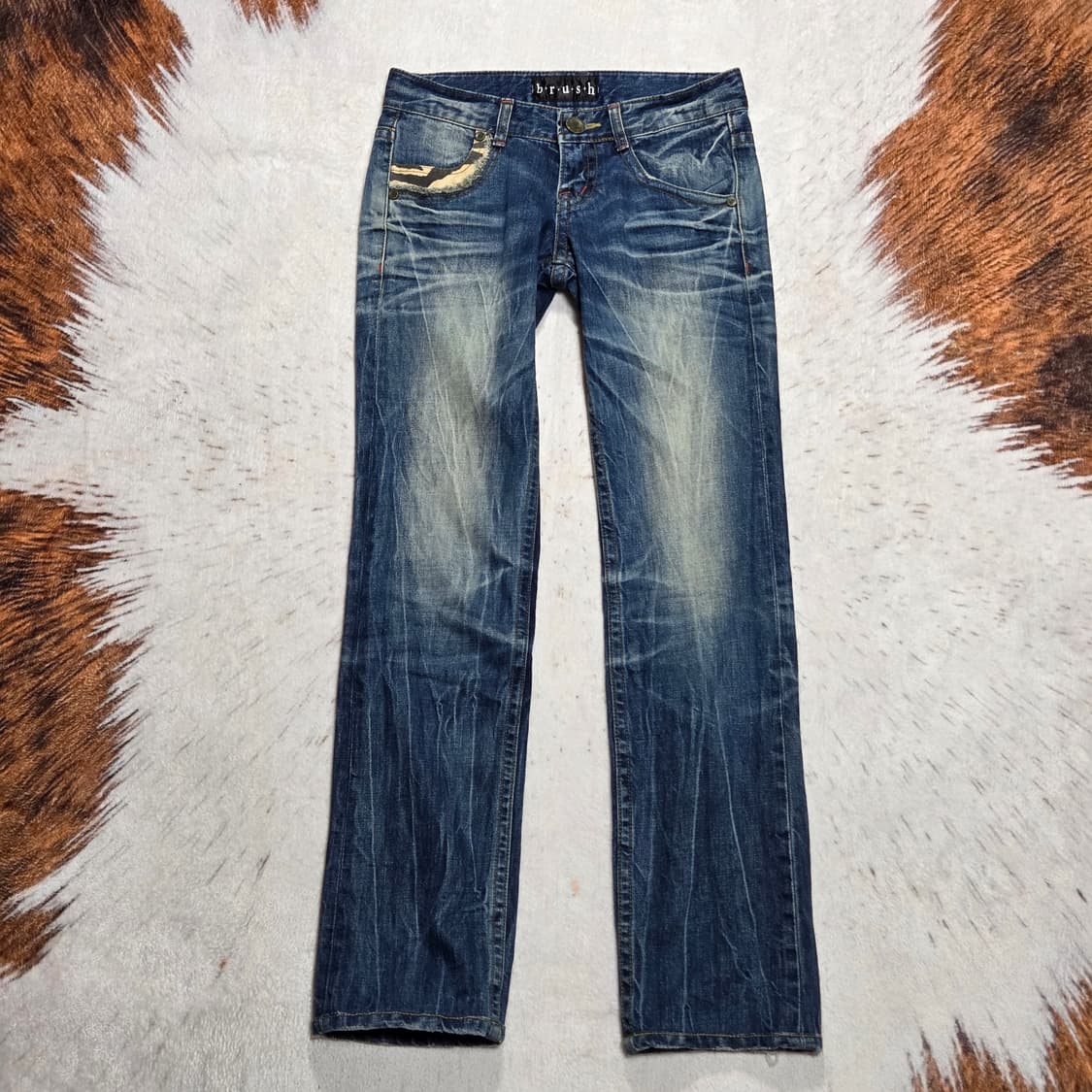 빈티지 워싱 애니멀 패턴 스트레이트핏 데님 팬츠 상품이미지4