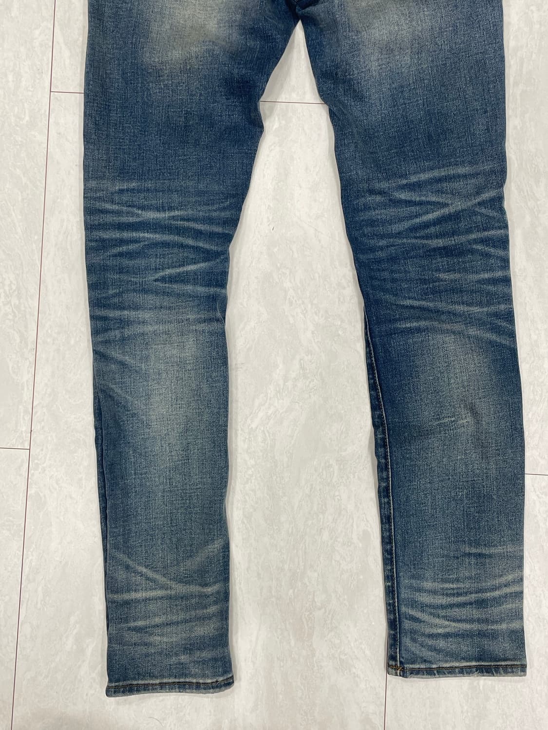 AMIRI 아미리 디스트레스드 진 상품이미지6