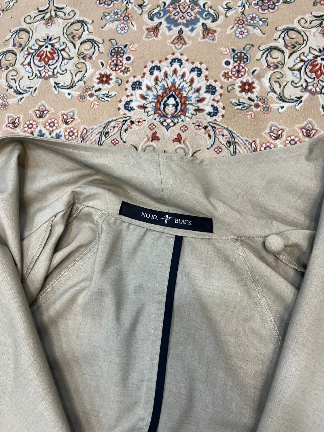 노아이디 블랙 드레이핑 트렌치 코트 상품이미지6