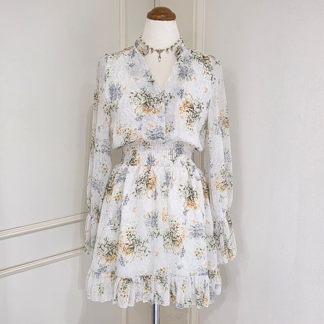 빈티지) 모리걸st 플로럴 나염 스모크 프릴 쉬폰 로맨틱 미니 원피스 상품이미지1