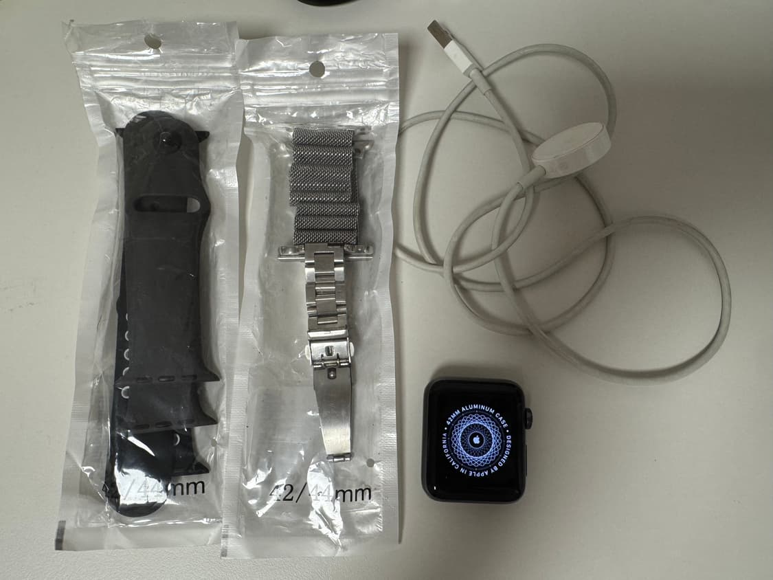 애플워치 3 42mm gps 상품이미지1