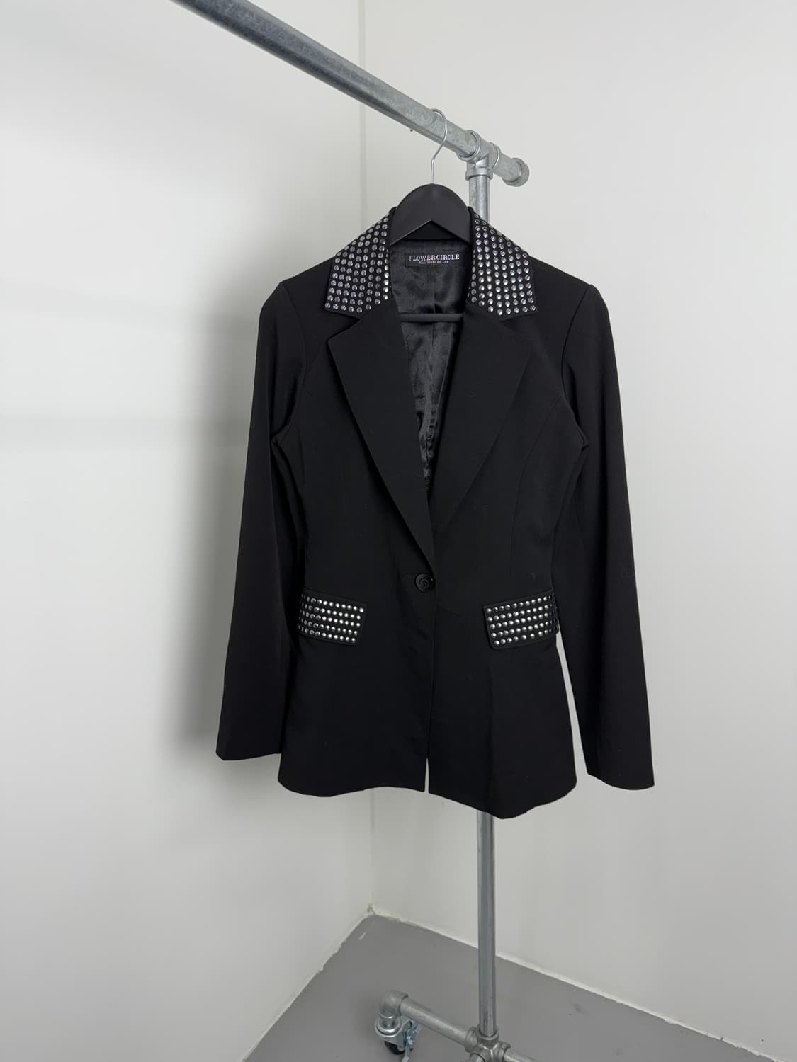 Flower Circle Studded Black Blazer 상품이미지4
