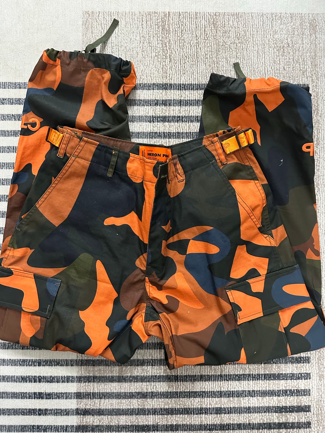 Heron Preston 헤론프레스톤 카모플라쥬 카고 팬츠 상품이미지1