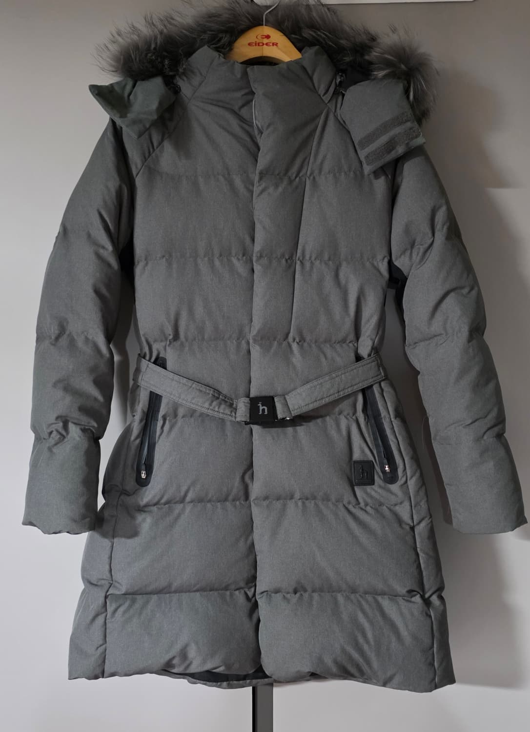 헤지스 골프 여성 덕다운 롱패딩. 싸이즈95 상품이미지2