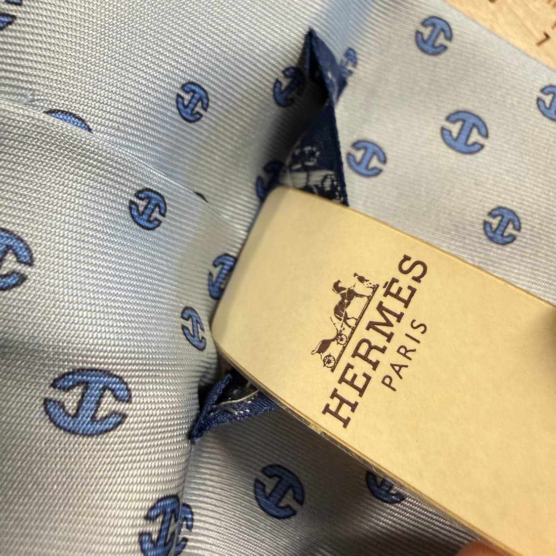 에르메스 HERMES 샹달 패턴 실크 넥타이 스카이 블루 상품이미지8