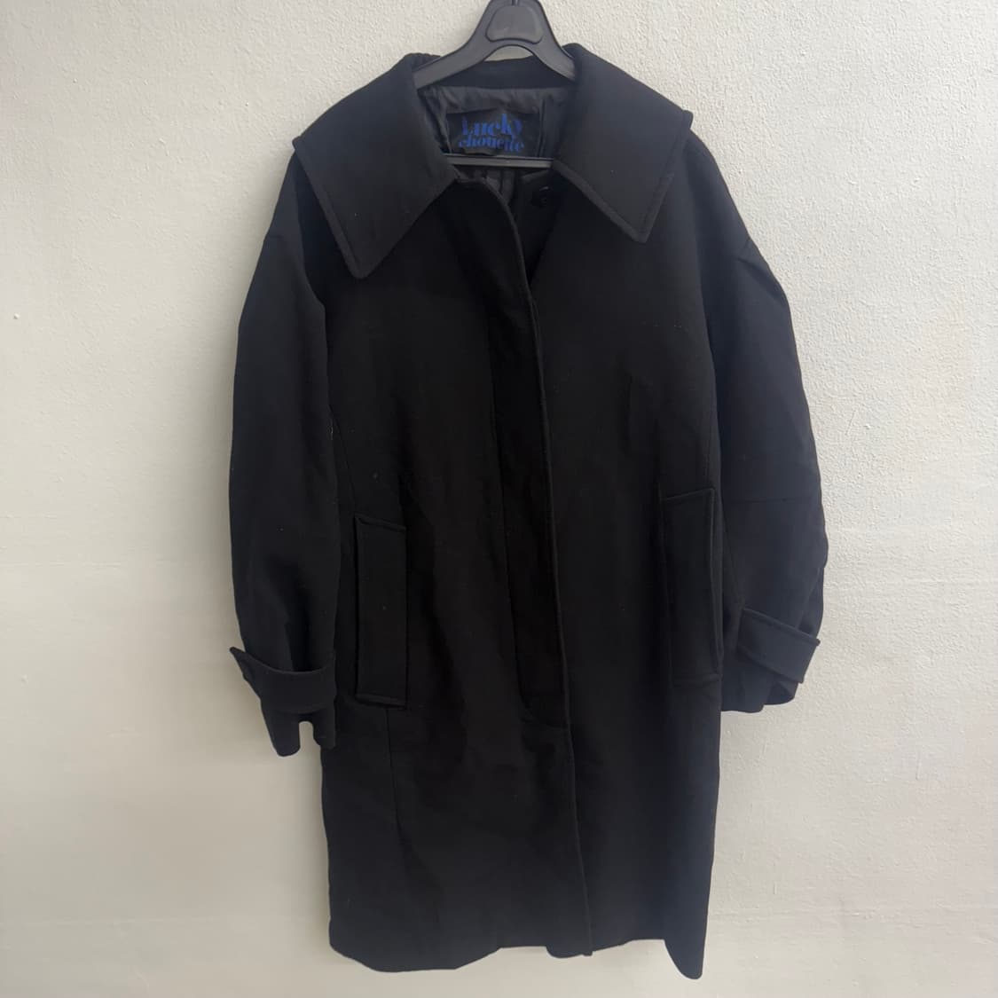 럭키슈에뜨 18FW 코오롱 블랙 발마칸 코트 (36) 상품이미지1