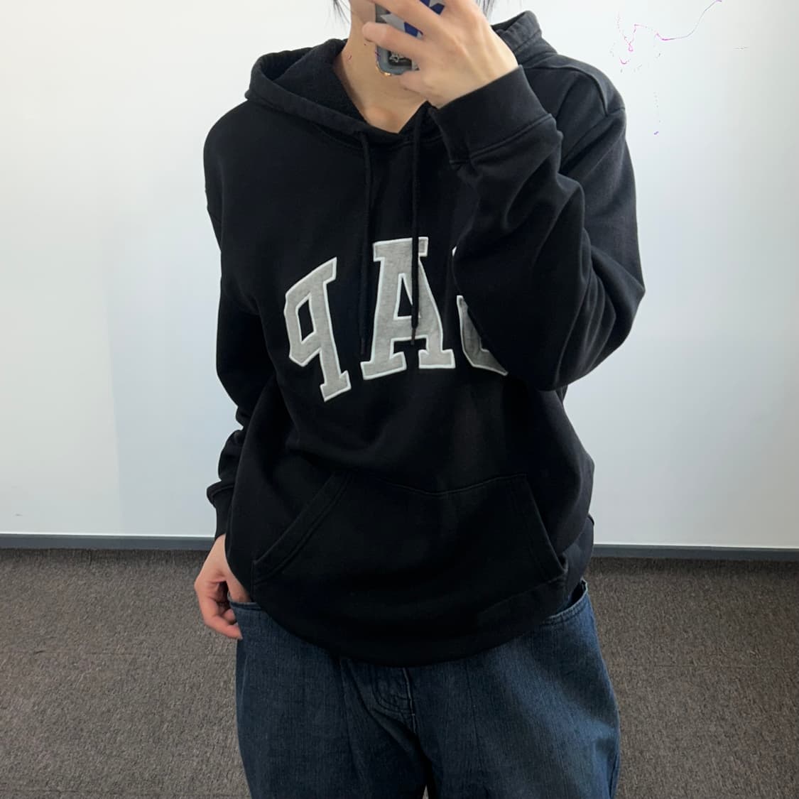 GAP 갭 그레이 로고 블랙 후드티  상품이미지2