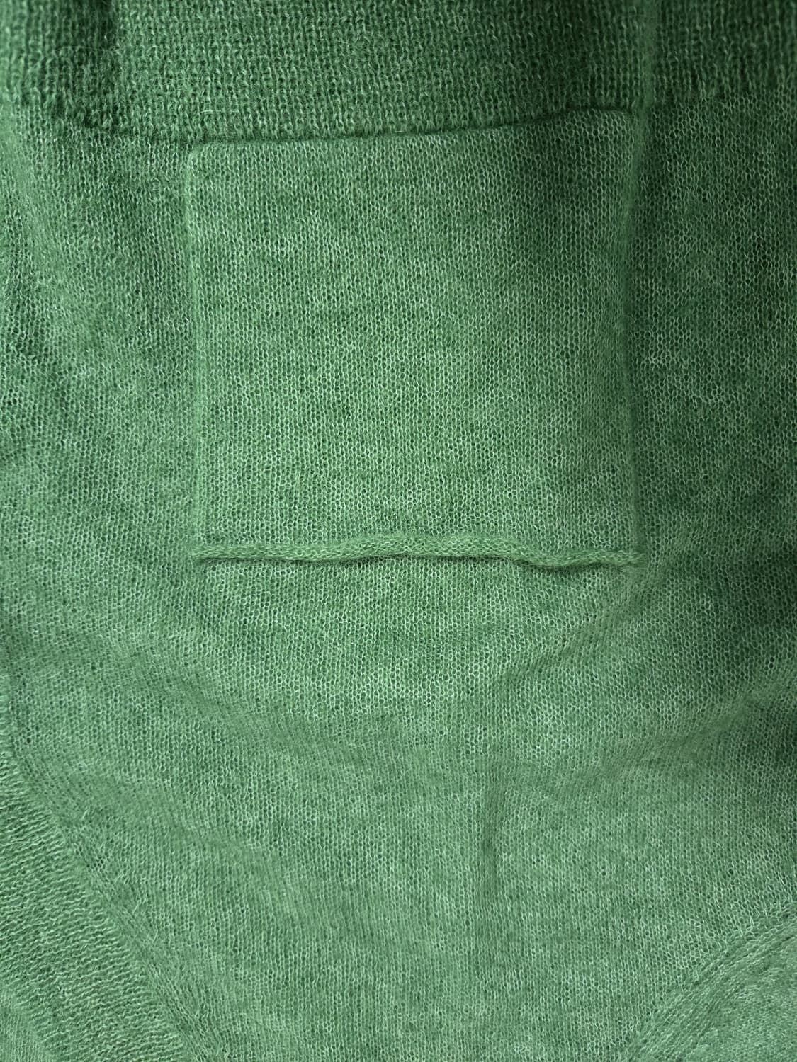 a.t.corner   V넥 크롭 가디건  미착용 새상품 상품이미지6