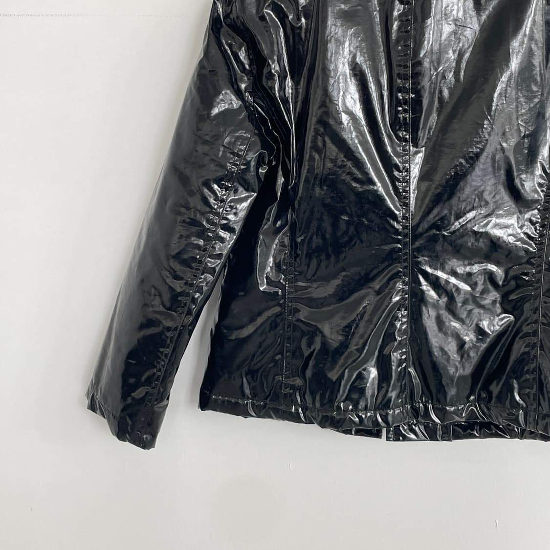 레드 발렌티노 유광 페이던트 블랙 자켓 상품이미지7