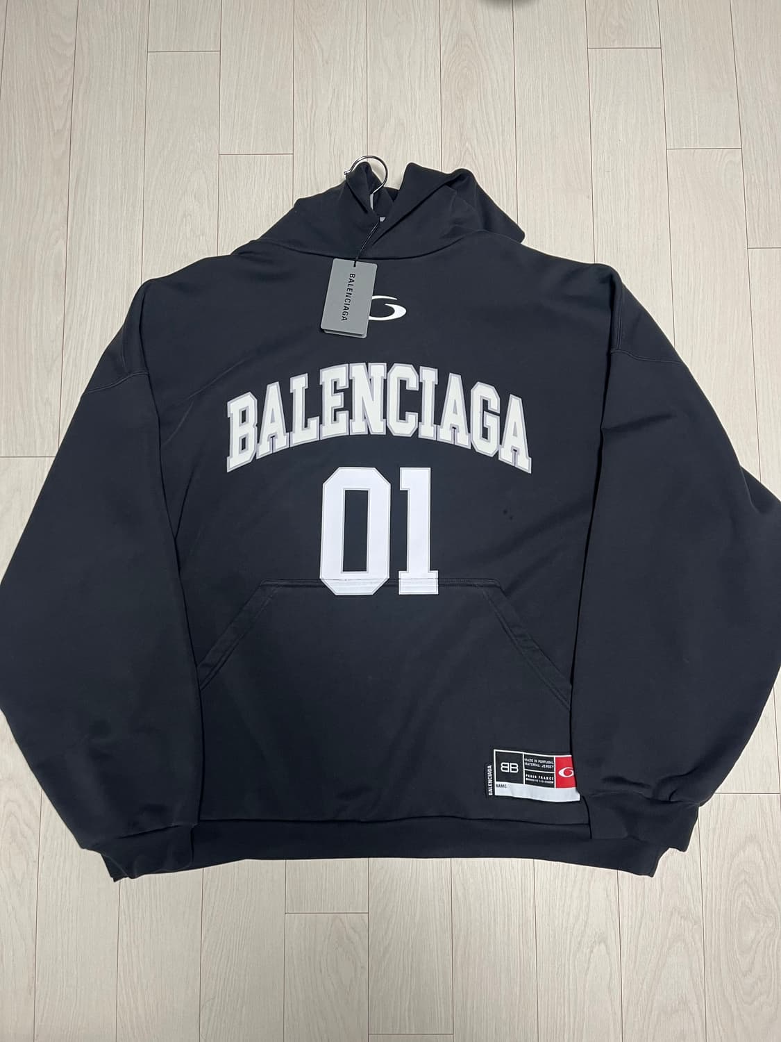 발렌시아가 바스켓볼 후드티 상품이미지1