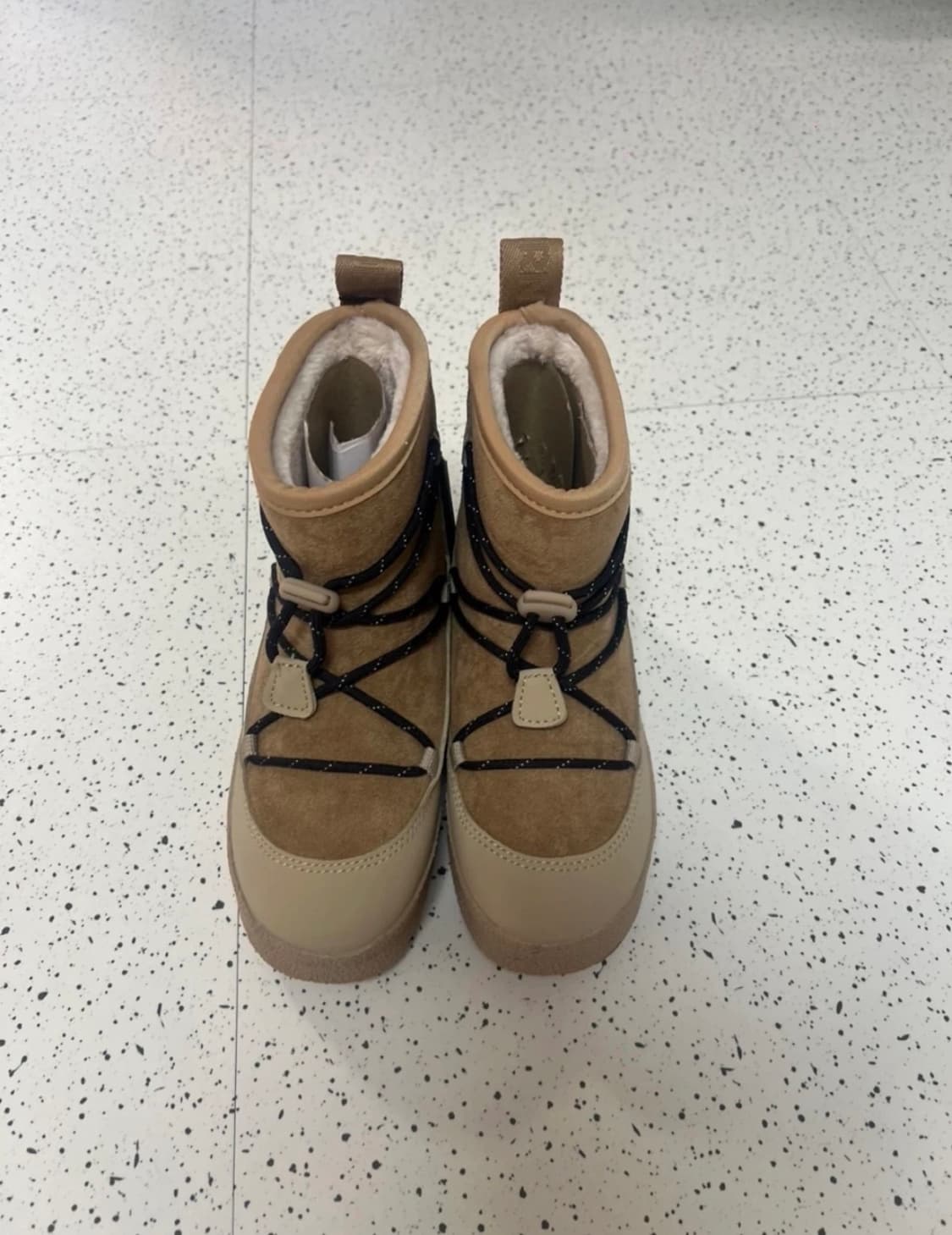 [새상품] 트레통 아스파 하이브리드 샌드 어그 부츠 상품이미지4