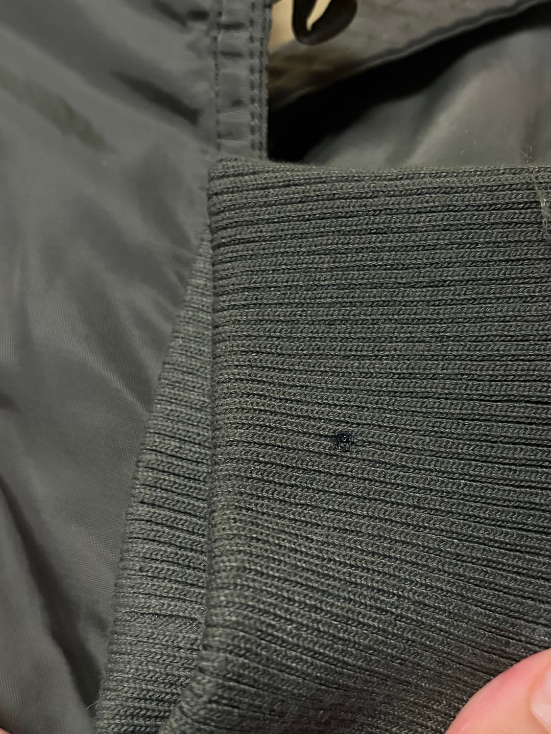 블랙업 누닐 점퍼 카키 상품이미지4