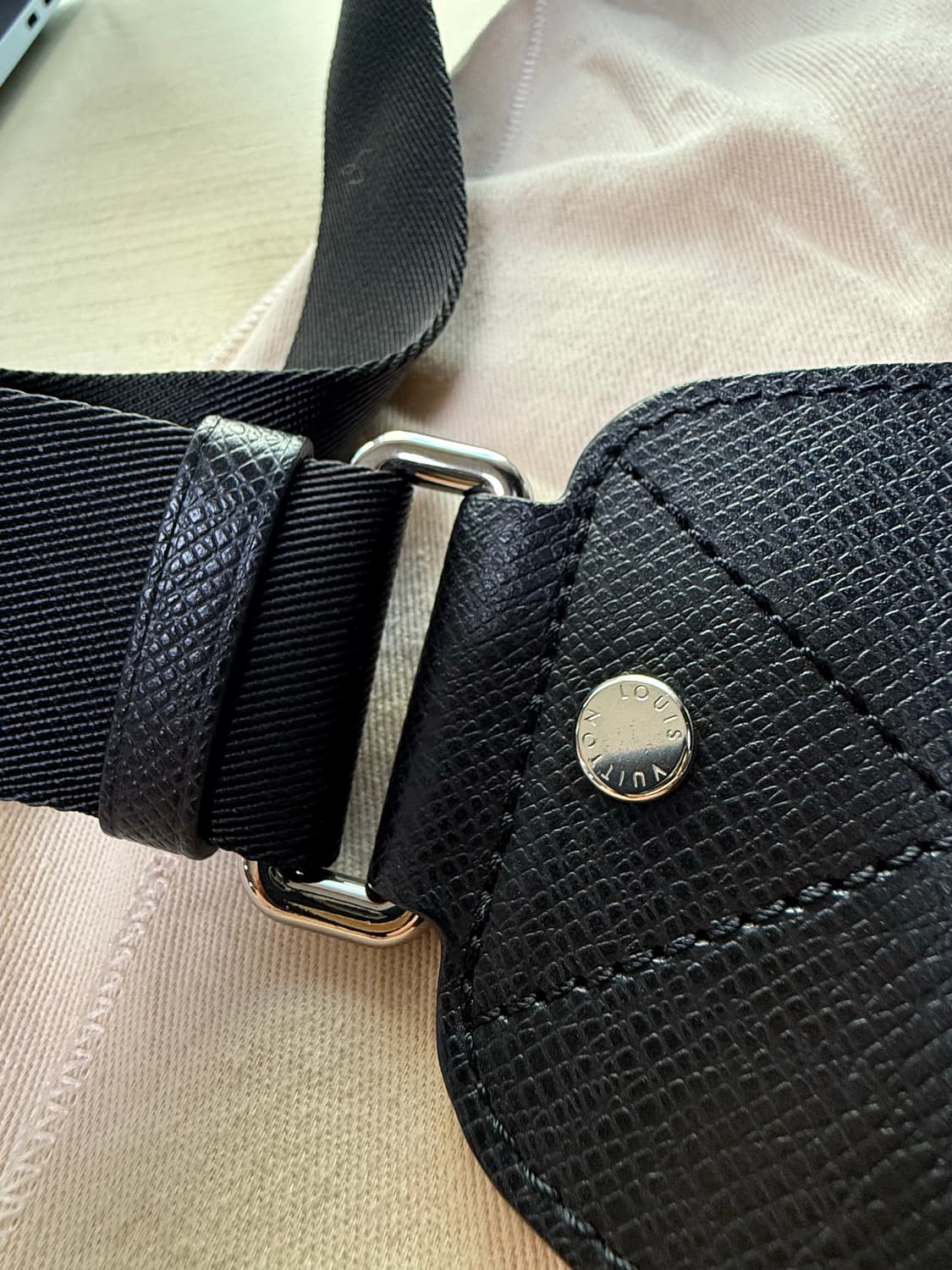 루이비통 애비뉴 슬링백 상품이미지5