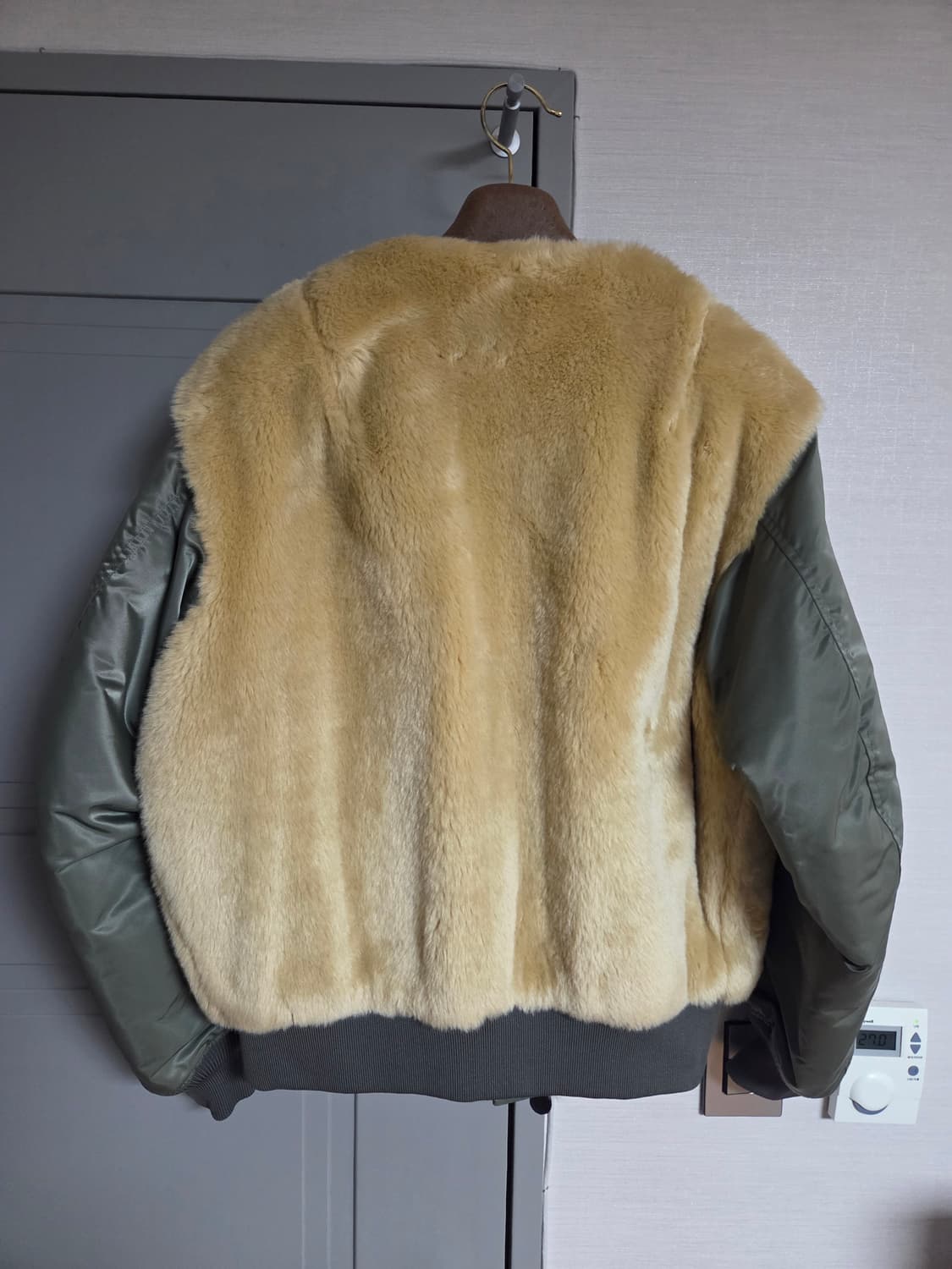 [일본 브랜드] Hyke 퍼 MA-1 봄버자켓 상품이미지6