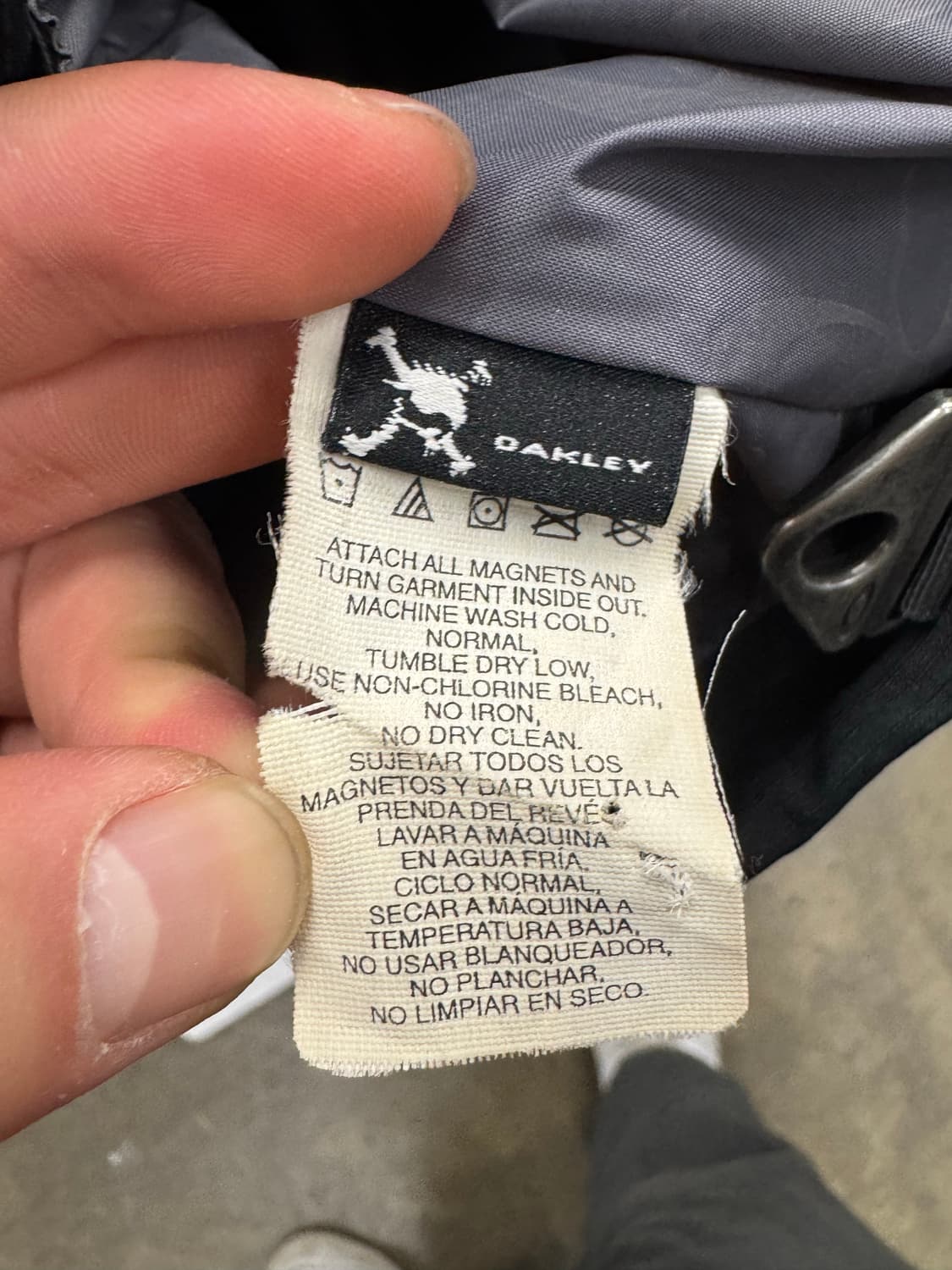 오클리 아카이브 고프코어 파카 블랙 바람막이 L 상품이미지5