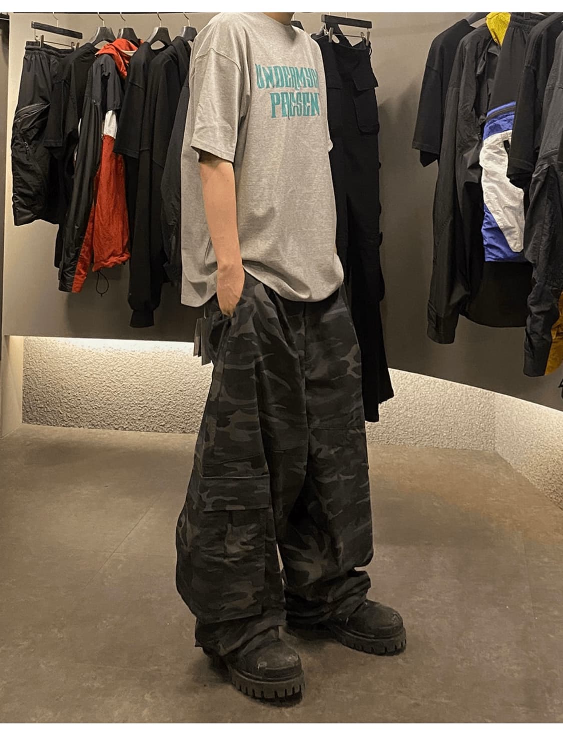 언더마이카 무.53 플레이 빅 카고 립 카모 팬츠 그레이 상품이미지2