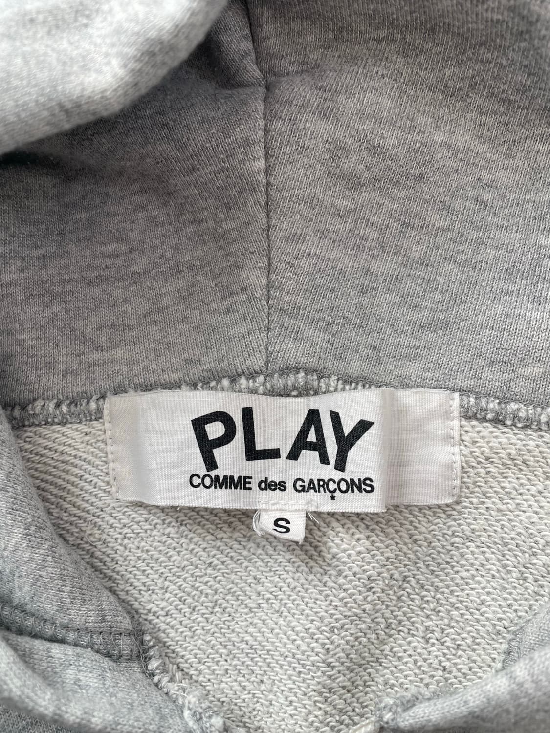 [S] 꼼데가르송 플레이 레드와펜 자수 후드집업 상품이미지9