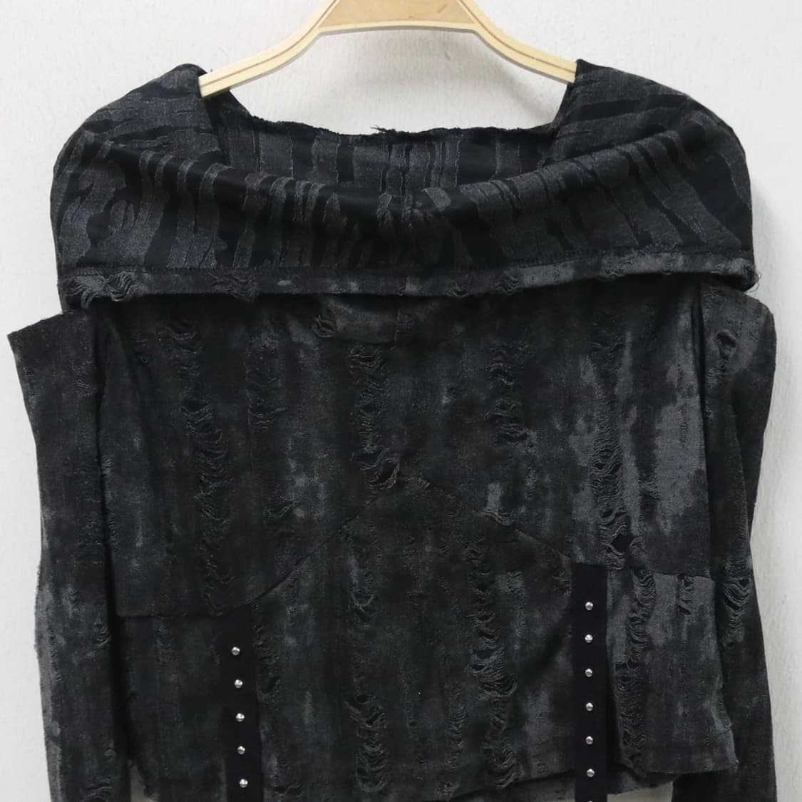  후드 오프숄더 긴팔티셔츠  67061 상품이미지3